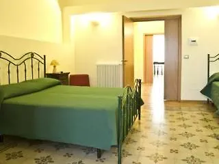 Frühstückspension Al Tribunale 3*